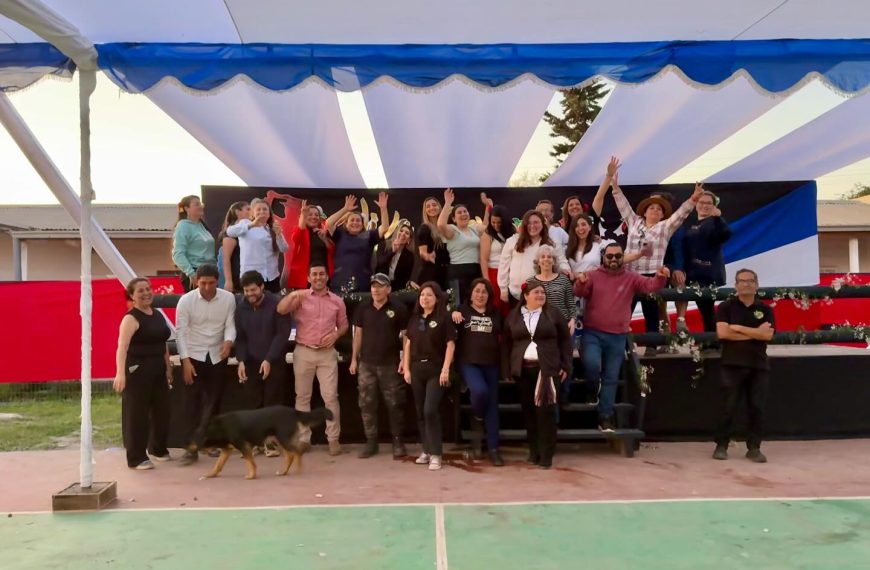 Agradecimiento a todos los Docentes y Asistentes de Educación