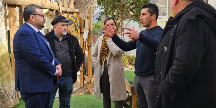 Primera Visita Protocolar del Director Provincial a la Escuela La Peña